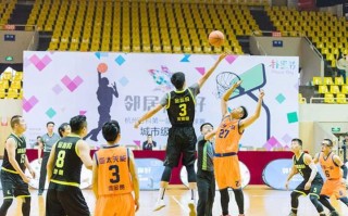 Chinese goalkeeper Peng Shimeng saved a close-range header from a corner