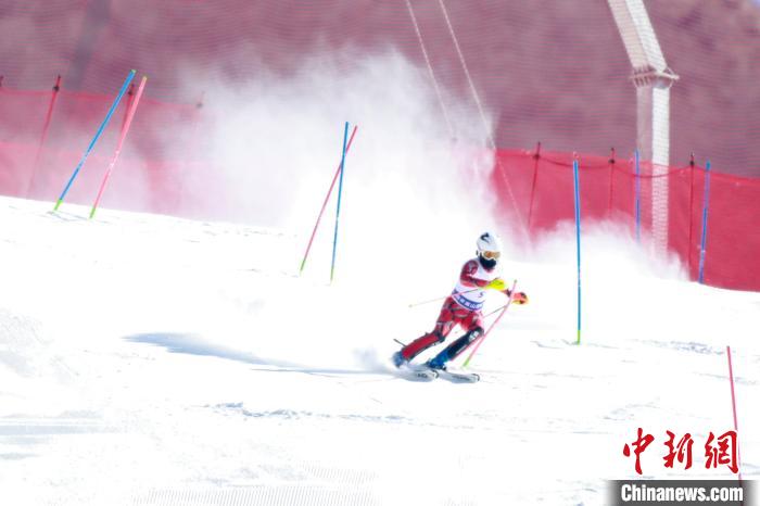 “十四冬”雪上比赛项目 黑龙江队再夺1金-第1张图片-足球直播_足球免费在线高清直播_足球视频在线观看无插件-24直播网